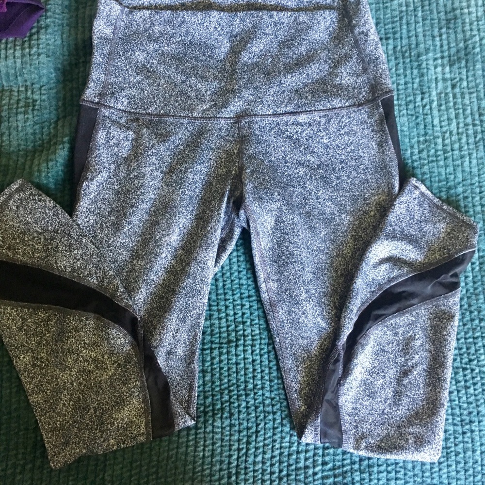 Lululemon yoga pants